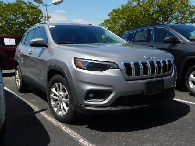 Certified Pre Owned 2019 Jeep Cherokee Latitude 4D Sport Utility in 