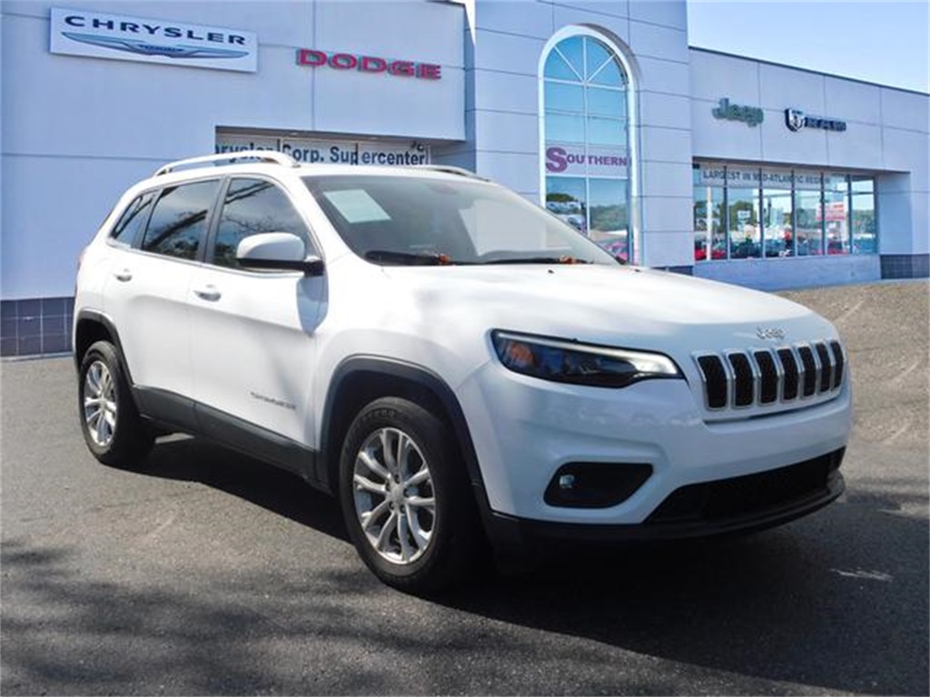 Certified Pre Owned Jeep Cherokee Latitude D Sport Utility In